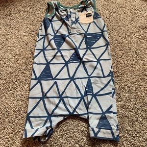 rags to raches sleeveless Henley short romper